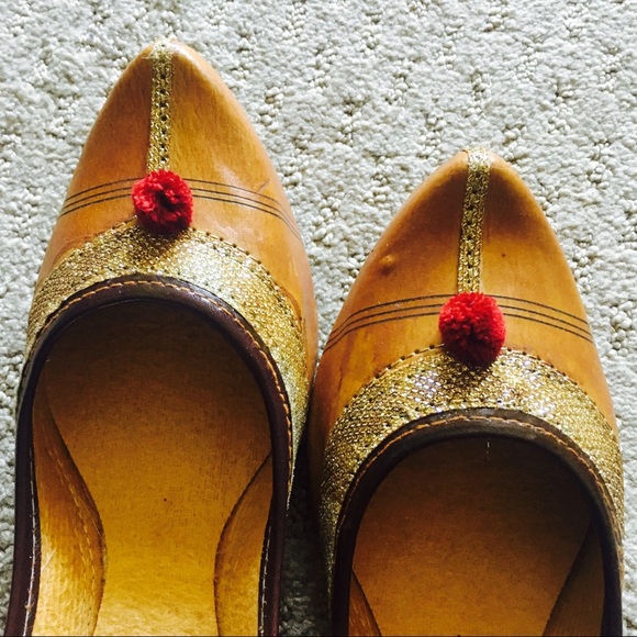 MOVING OUT SOON ! MUST GO ! Embroidered Shoes - Picture 6 of 7